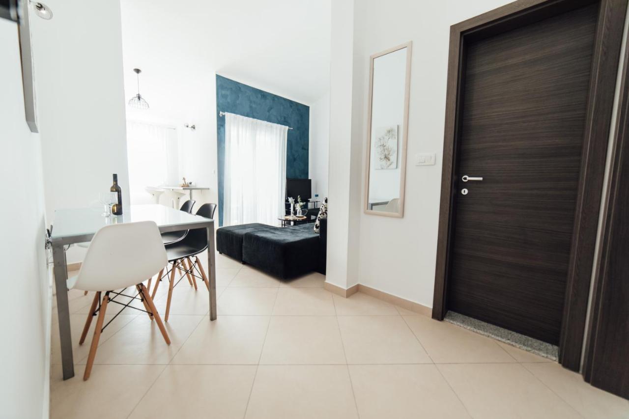 Villa Lidija Omiš Esterno foto