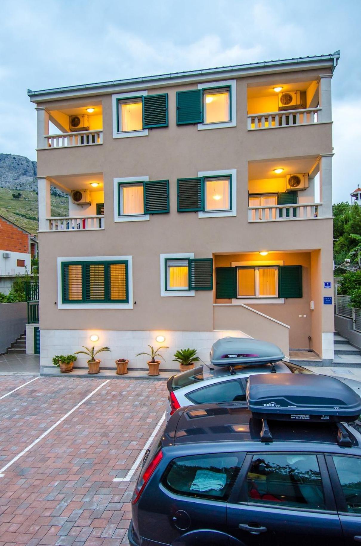 Villa Lidija Omiš Esterno foto