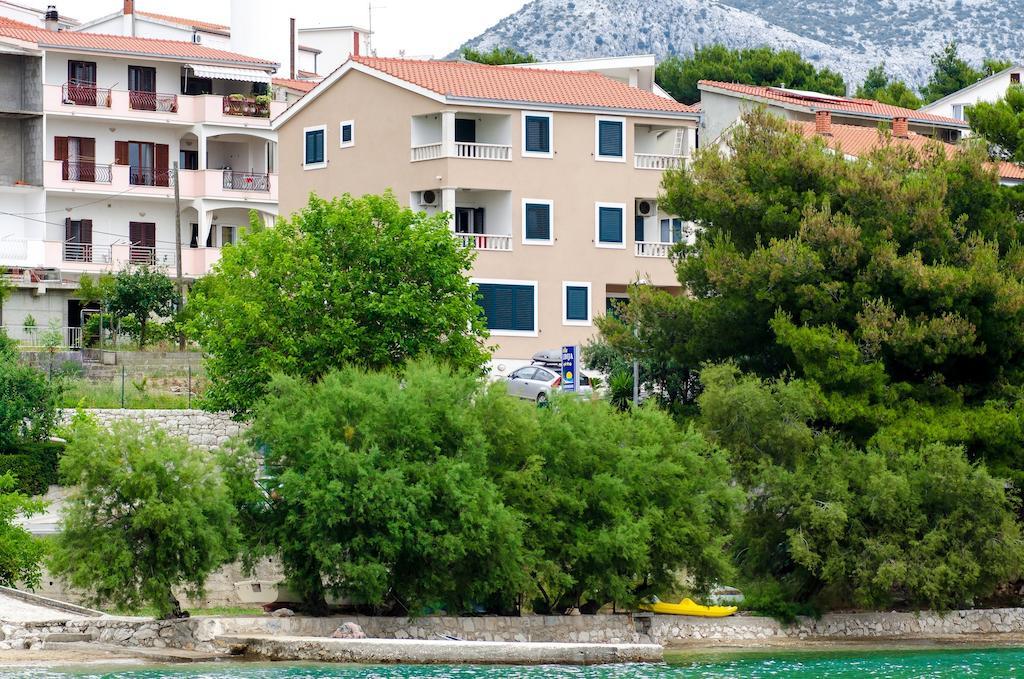 Villa Lidija Omiš Esterno foto